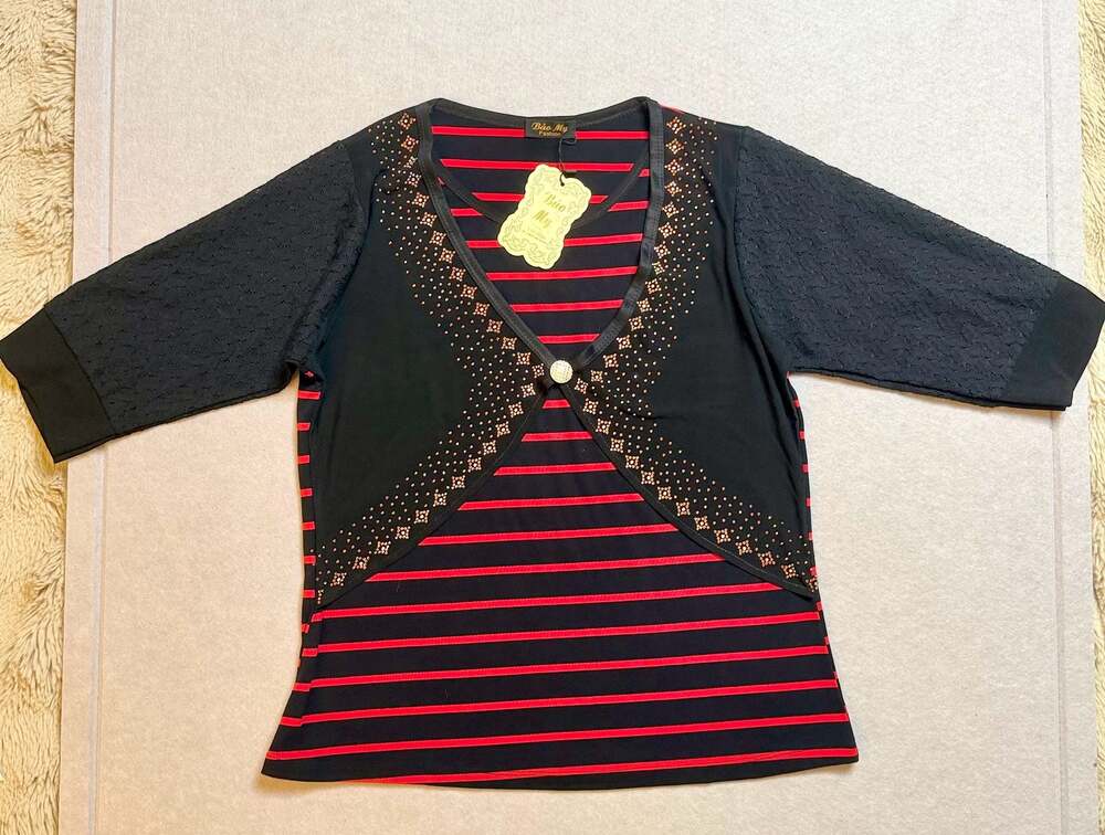Bao My Fashion Women’s Black Red Striped Rhinestone Lace Top NWT Approx M/L